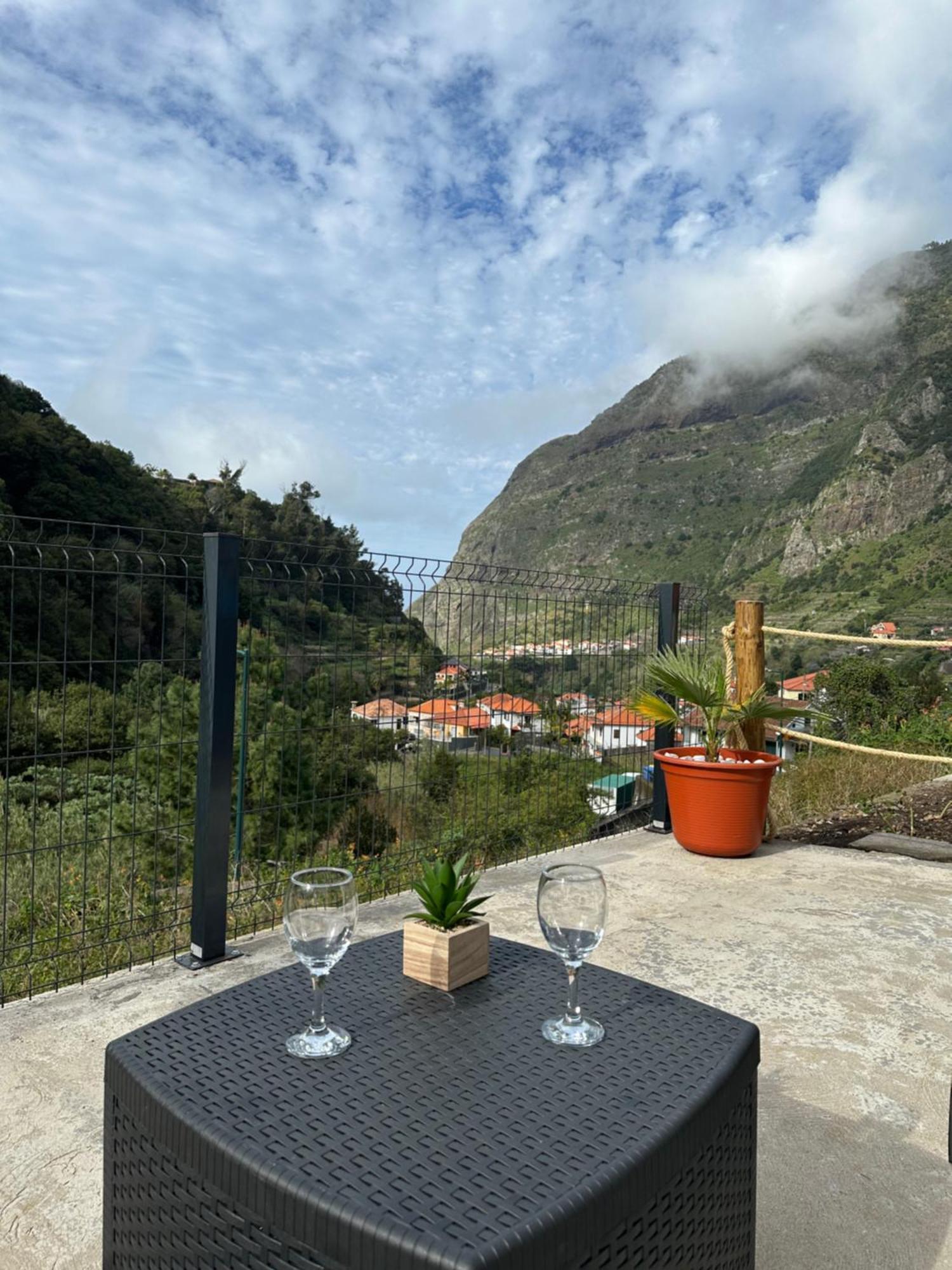 The Green Valley House São Vicente 外观 照片